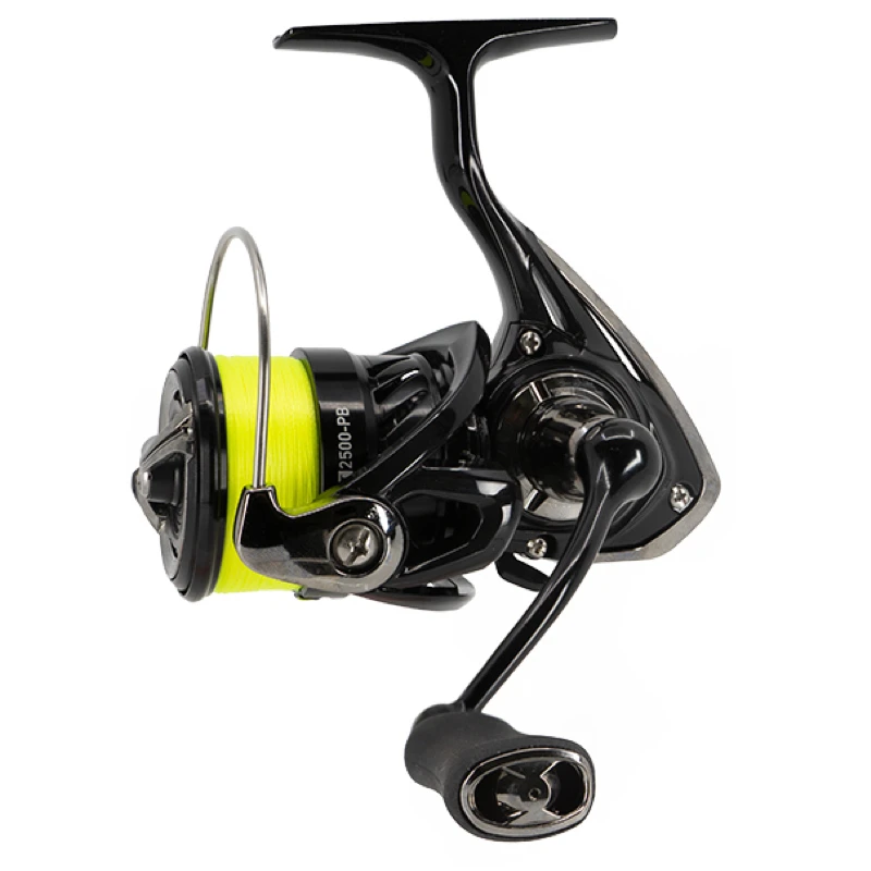 Daiwa 20 Ninja LT Pitch Black Inkl. J-Braid